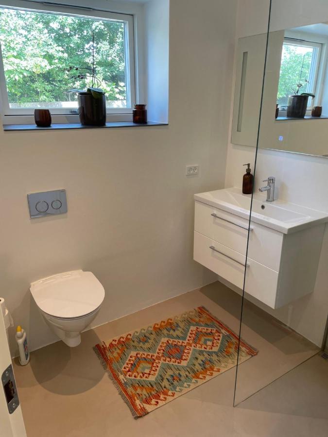 Uforstyrret Og Moderne Apartment Gadstrup Екстериор снимка