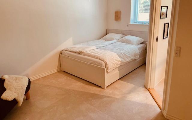 Uforstyrret Og Moderne Apartment Gadstrup Екстериор снимка